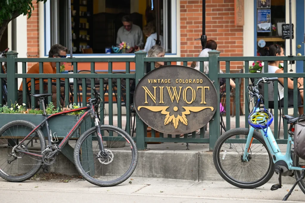 Niwot Street